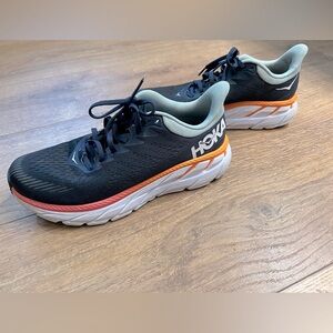 Women’s Hoka Clifton 7